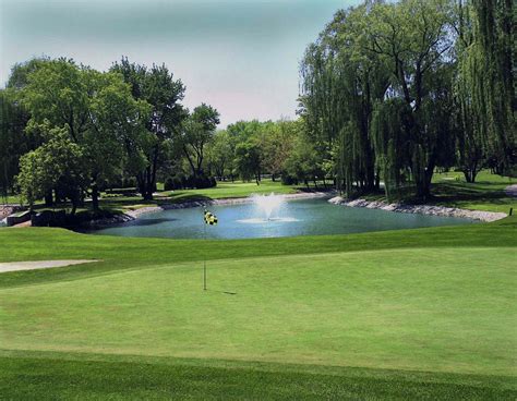 Old orchard golf course - Fewer golfers and fickle weather are spelling an end to an Elkhart County golf course. Old Orchard Golf Course will close in October for the first time since 1966. Steve Gruza has spent many years ...